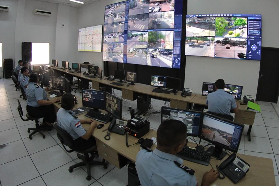 Más de dos mil llamadas al 911 por coronavirus