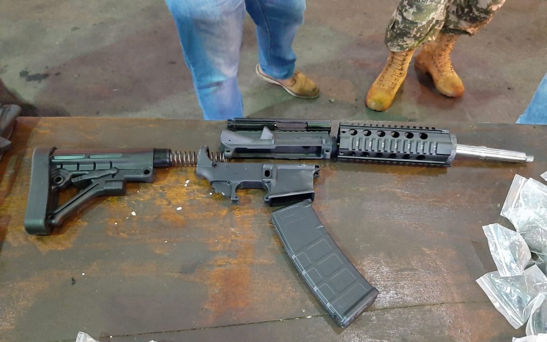 Una tonelada de armas fue decomisada en el Aeropuerto Guaraní