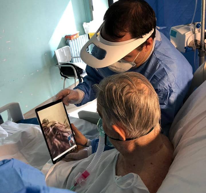 “El derecho a despedirse”: Conmovedora iniciativa de italianos para el último adiós