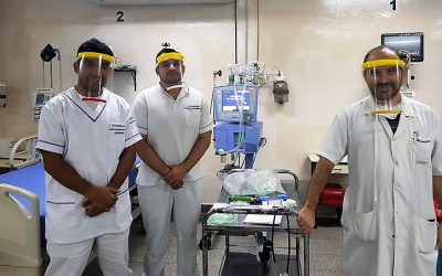 Universitarios llegan a 500 protectores faciales fabricados con impresión 3D