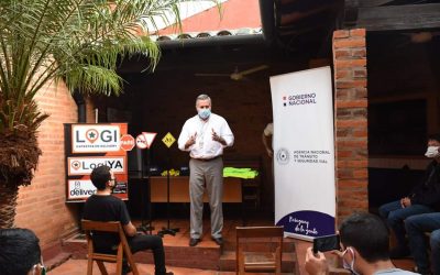 Realizan taller de capacitación a motociclistas dedicados al delivery