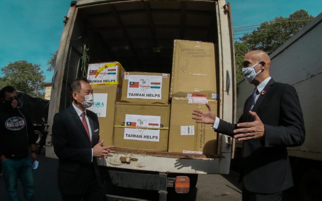 Taiwán entrega importante donación de insumos sanitarios a Paraguay