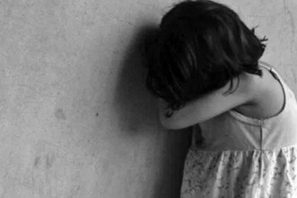 Abusó de su hija y lo condenaron sólo a 4 años y 6 meses