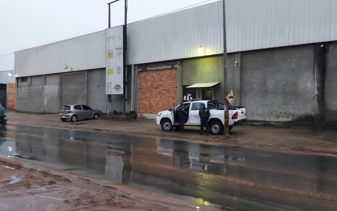 Asalto con toma de rehenes en fábrica de cartón en Ñemby