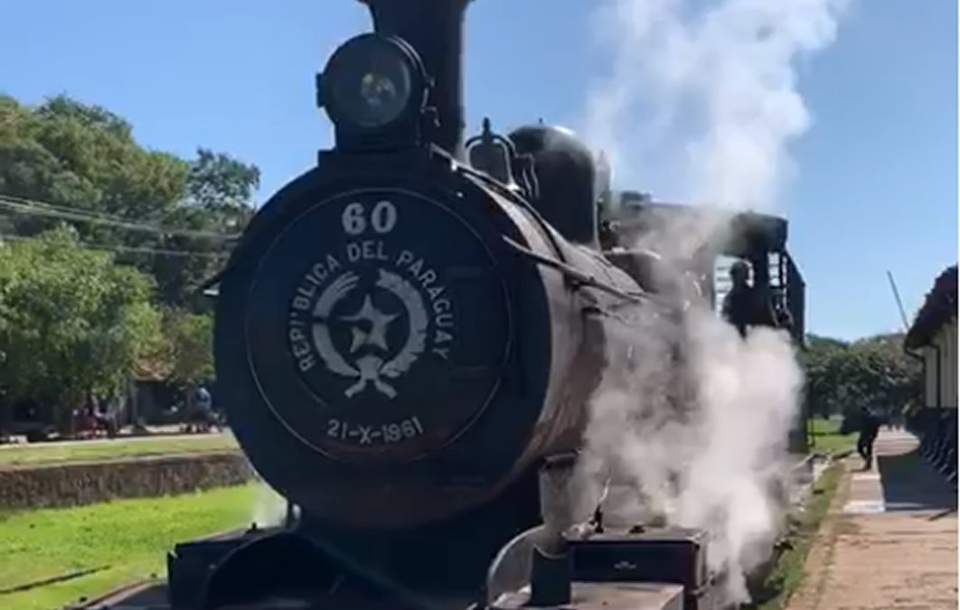 Recuperan vieja locomotora del Ferrocarril Carlos Antonio López