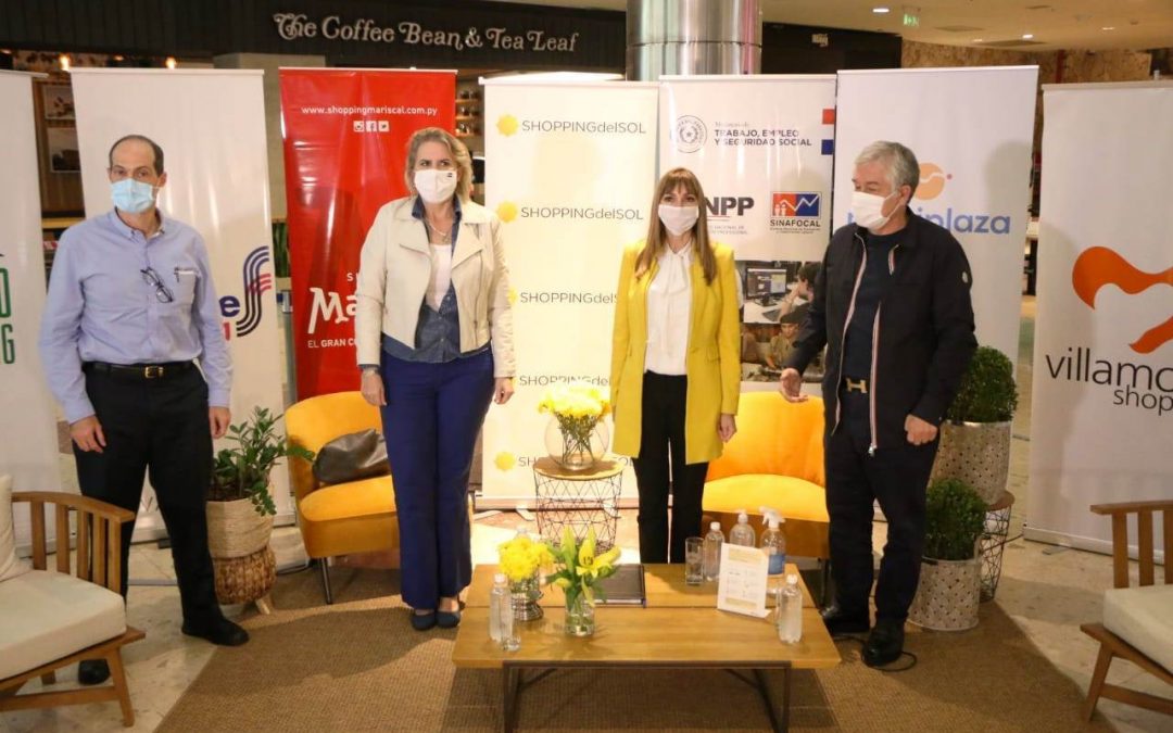 Analizan posible retorno de patios de comida en fase tres