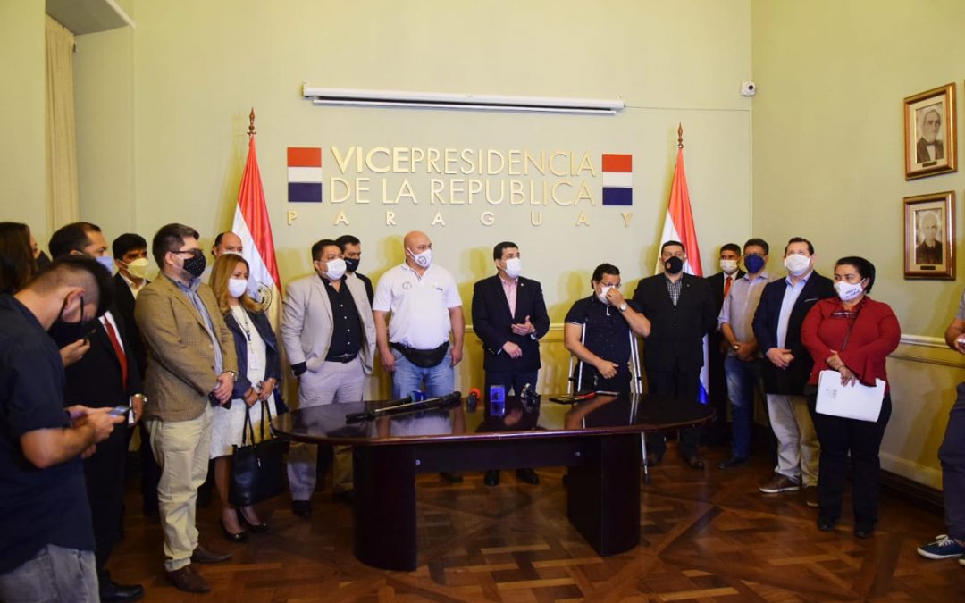 Vicepresidente se reunió con sindicatos de la función pública