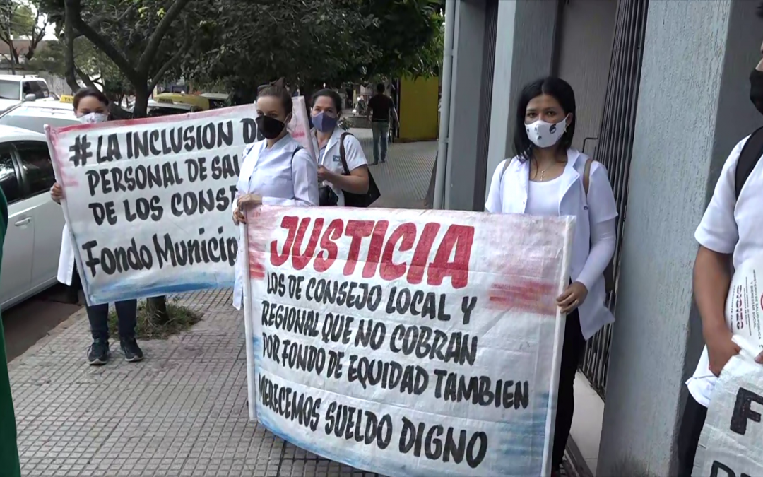 Funcionarios de salud exigen equiparación en sus retribuciones