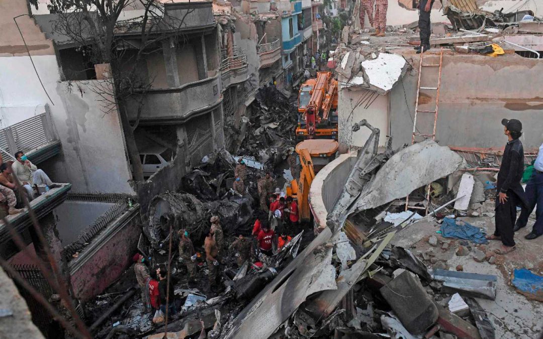 Accidente aéreo en Pakistán se dio por negligencia