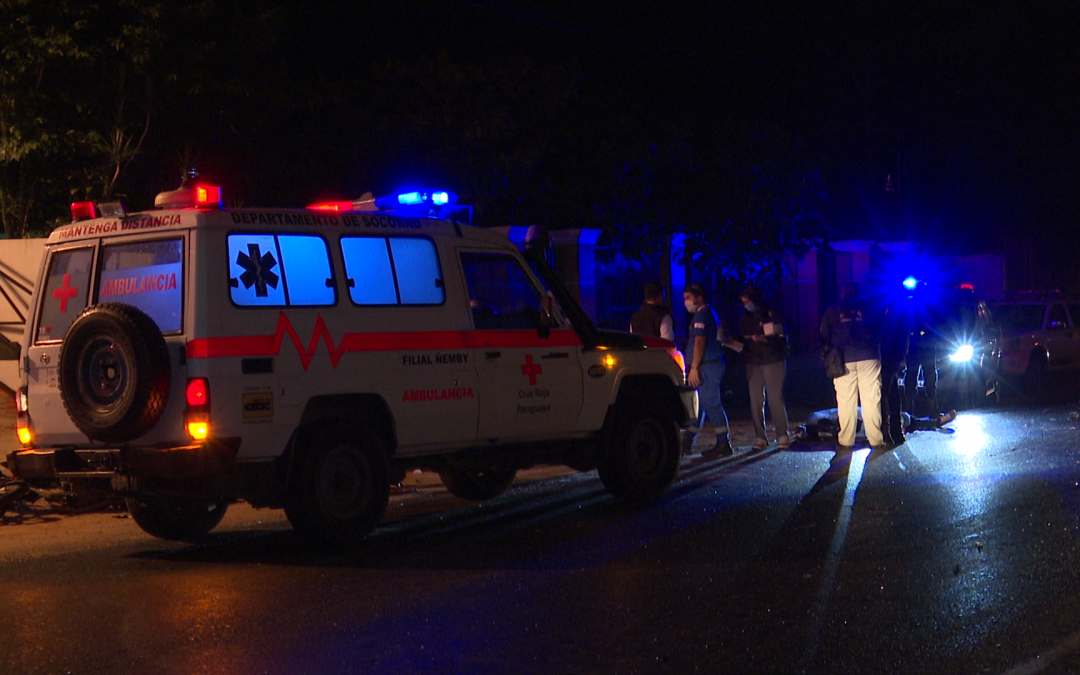 Motociclista falleció tras ser atropellado por un automóvil