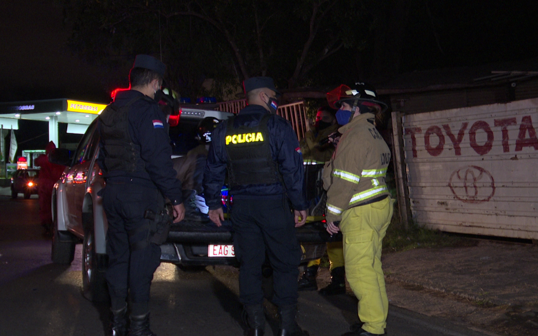 Conductor atropelló a motociclista y huyó