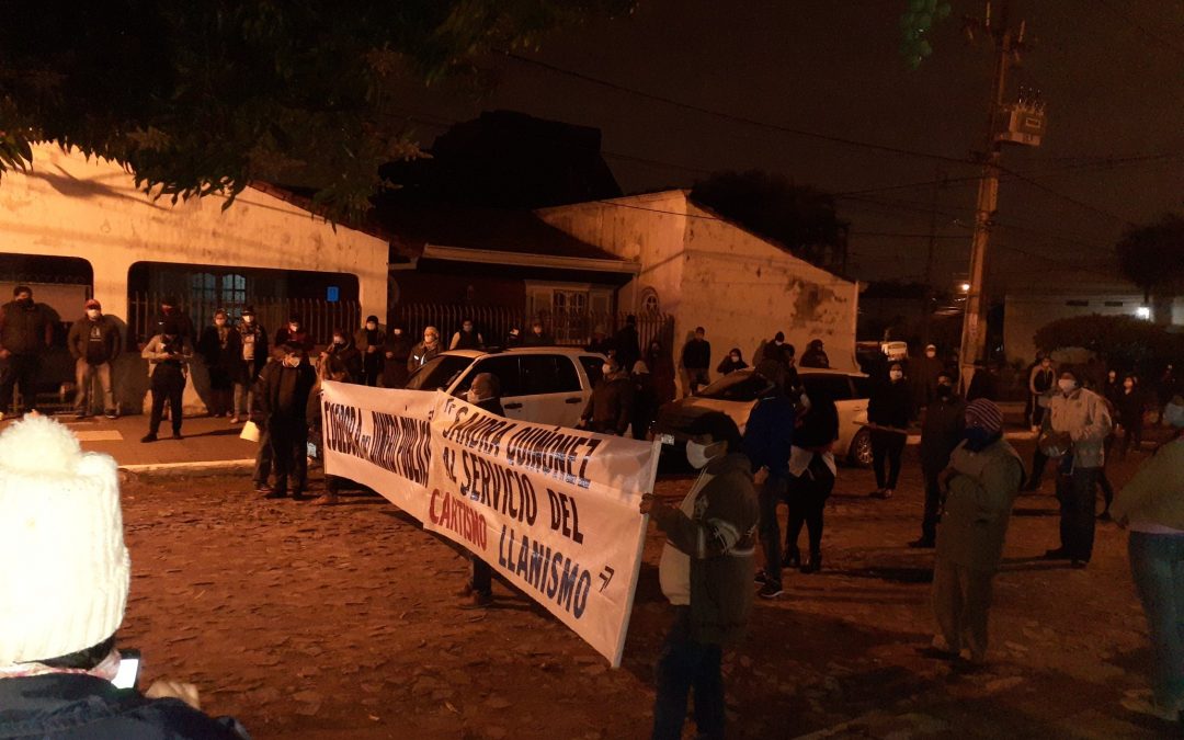 Vecinos de Ñemby protestaron frente a la casa de la Fiscal General del Estado