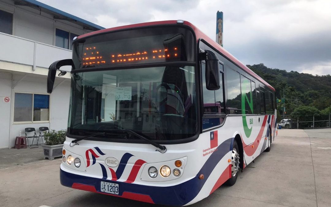 El gobierno de China (Taiwán) donó dos buses eléctricos para probar su desempeño