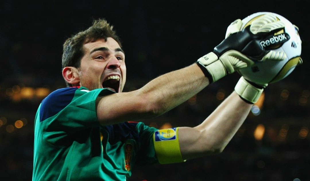 Iker Casillas anunció su retiro del fútbol profesional