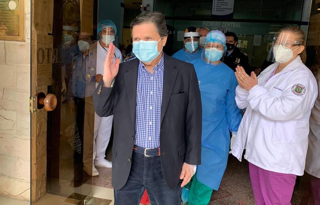 Euclides Acevedo logró vencer al Covid-19 y recibió alta médica