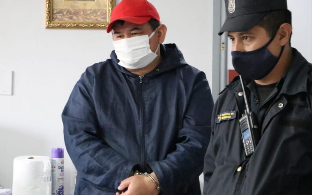 Hombre acusado por coacción y amenazas de muerte a mujeres fue detenido