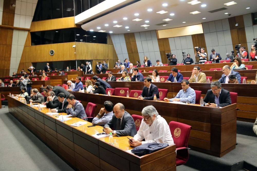 Confirman lista de legisladores miembros de Comisión Bicameral para PGN 2021