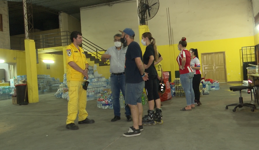 Ciudadanos muestran solidaridad con bomberos voluntarios