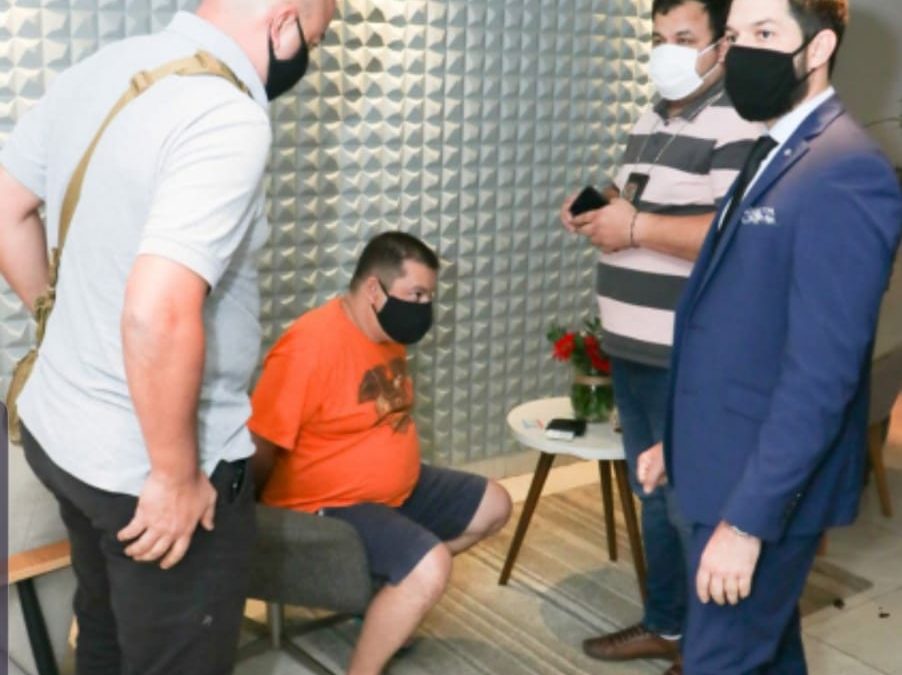 Detienen a presunto estafador, que se hacía pasar como funcionario de la SET