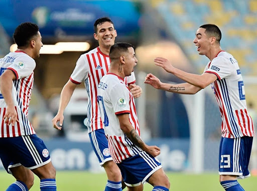 Albirroja enfocada en redoblar esfuerzos con miras al partido ante Argentina