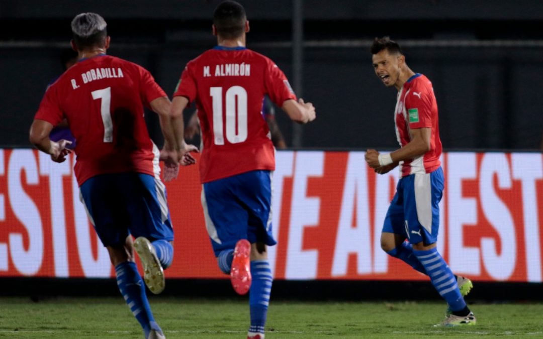 ¡Con la Albirroja puesta, la Selección Paraguaya se enfrenta a Argentina!