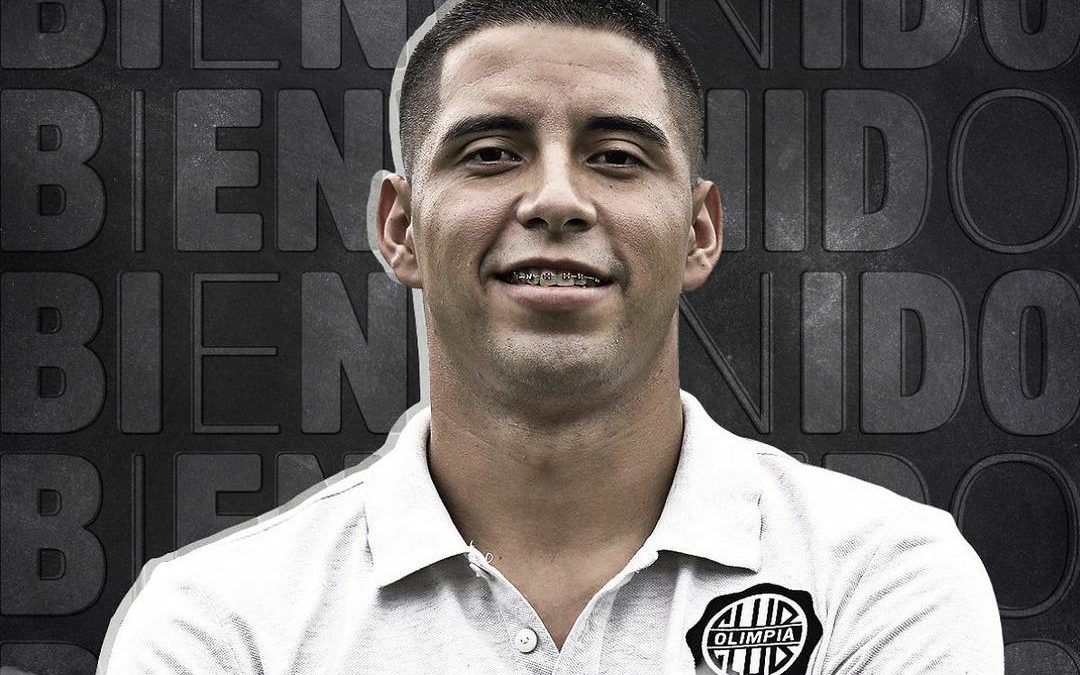 Jordan Santacruz firmó por 3 años con Olimpia