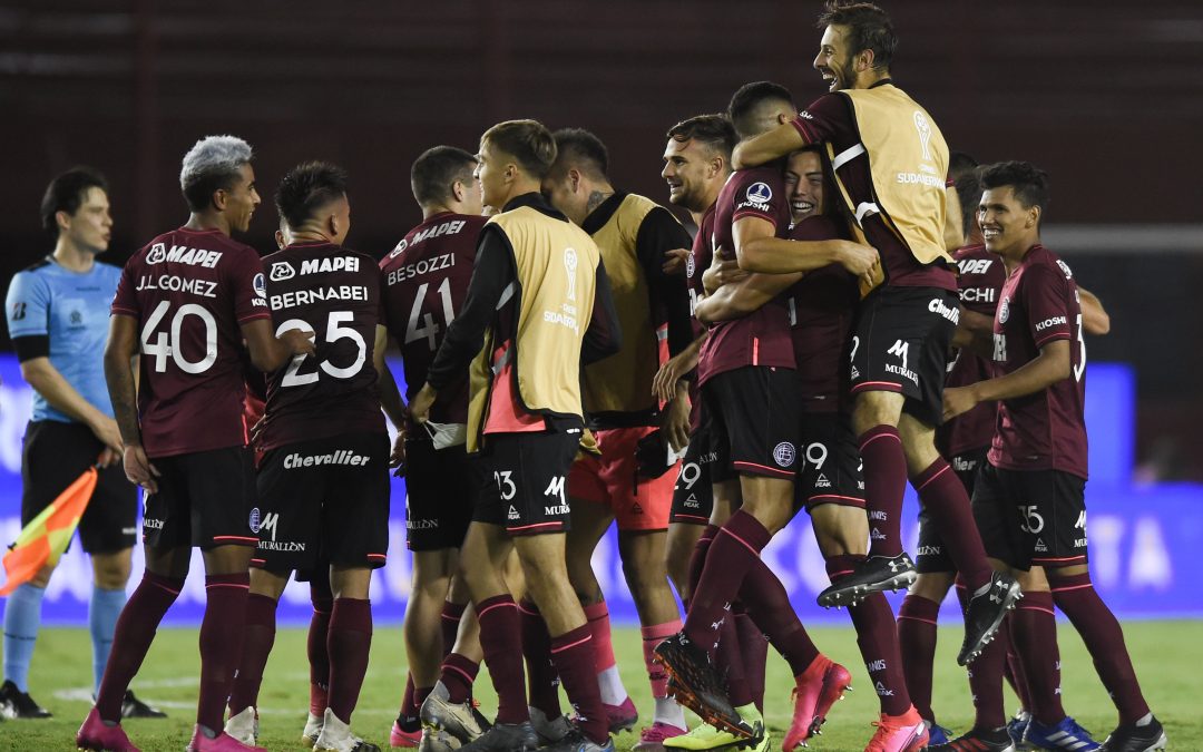 Tras golear a Vélez, Lanús pasa a la final de la Sudamericana