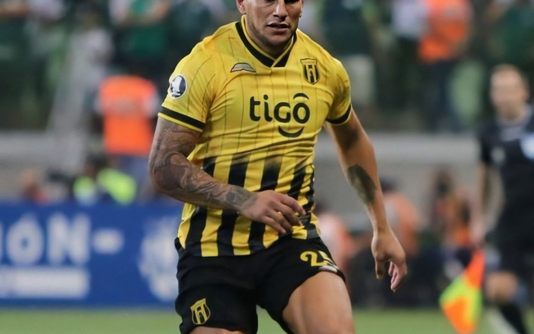 APF suspende y multa al jugador aurinegro Raúl Bobadilla