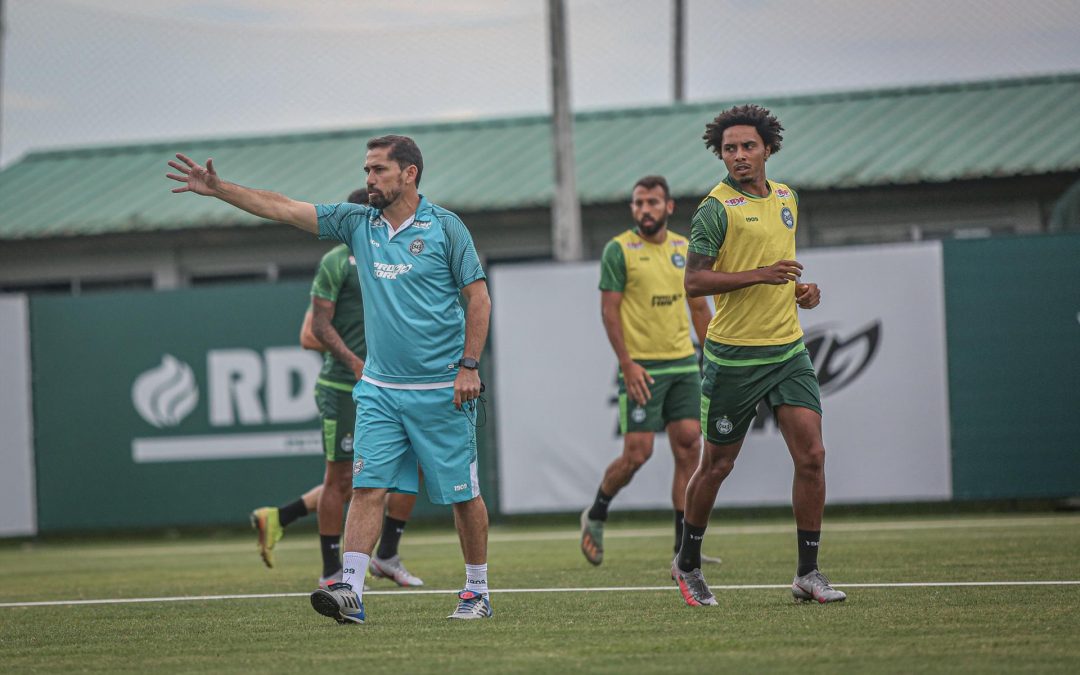 Gustavo Morínigo y asistentes dan positivo al covid-19