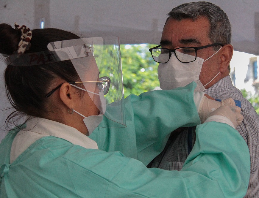 Salud alerta a viajeros por caso confirmado de fiebre amarilla en Santa Catarina