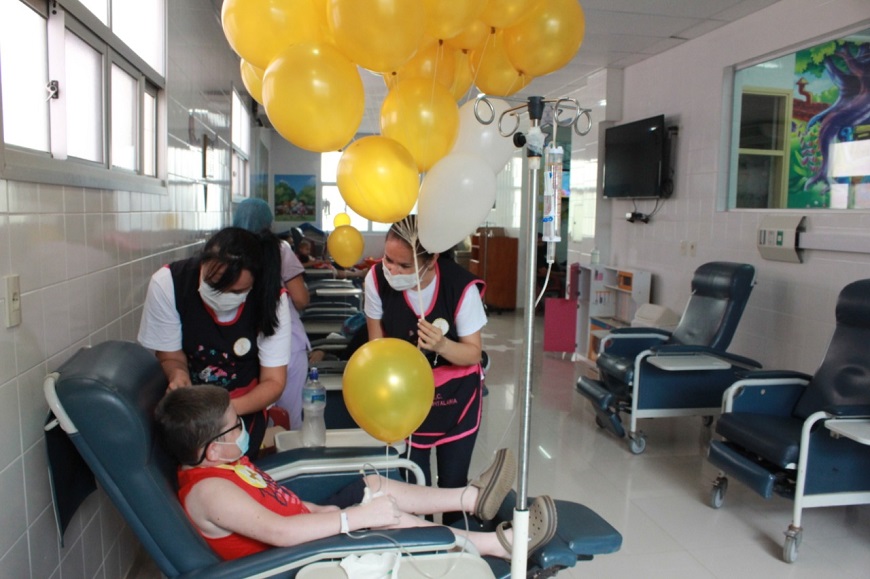 Un tercer niño recibe trasplante médula para combatir la aplasia medular