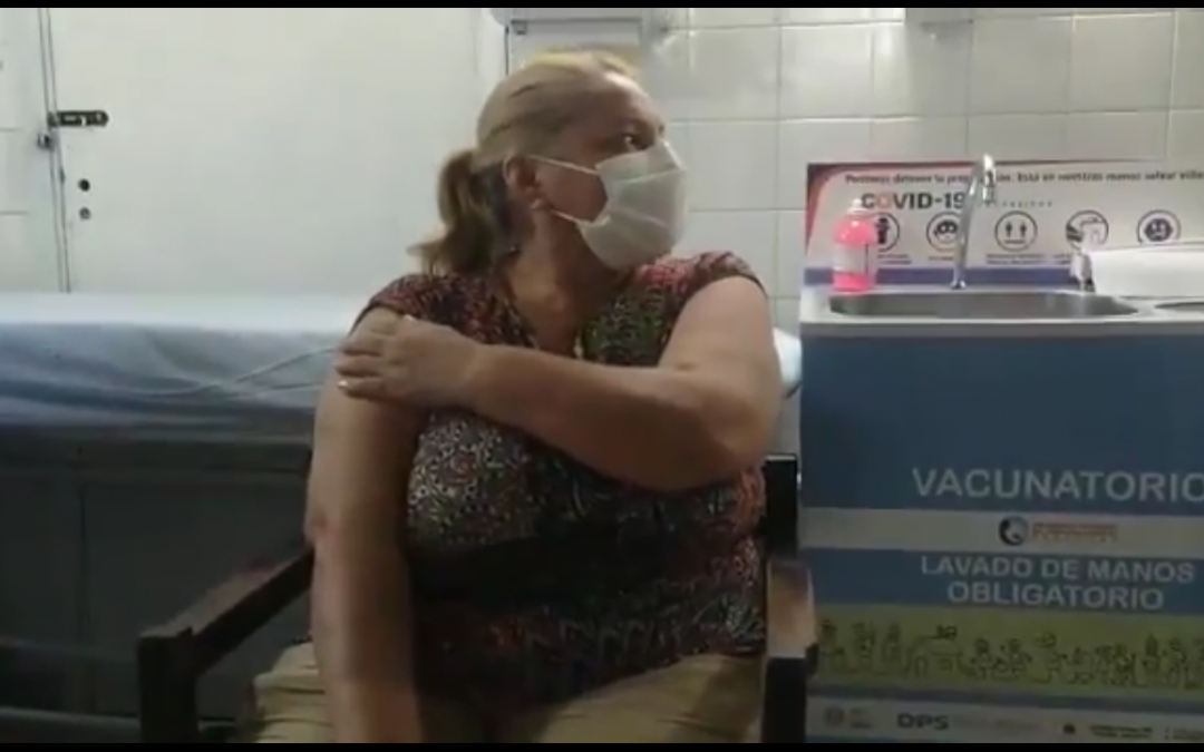 Covid-19: justifican vacunación a funcionaria administrativa