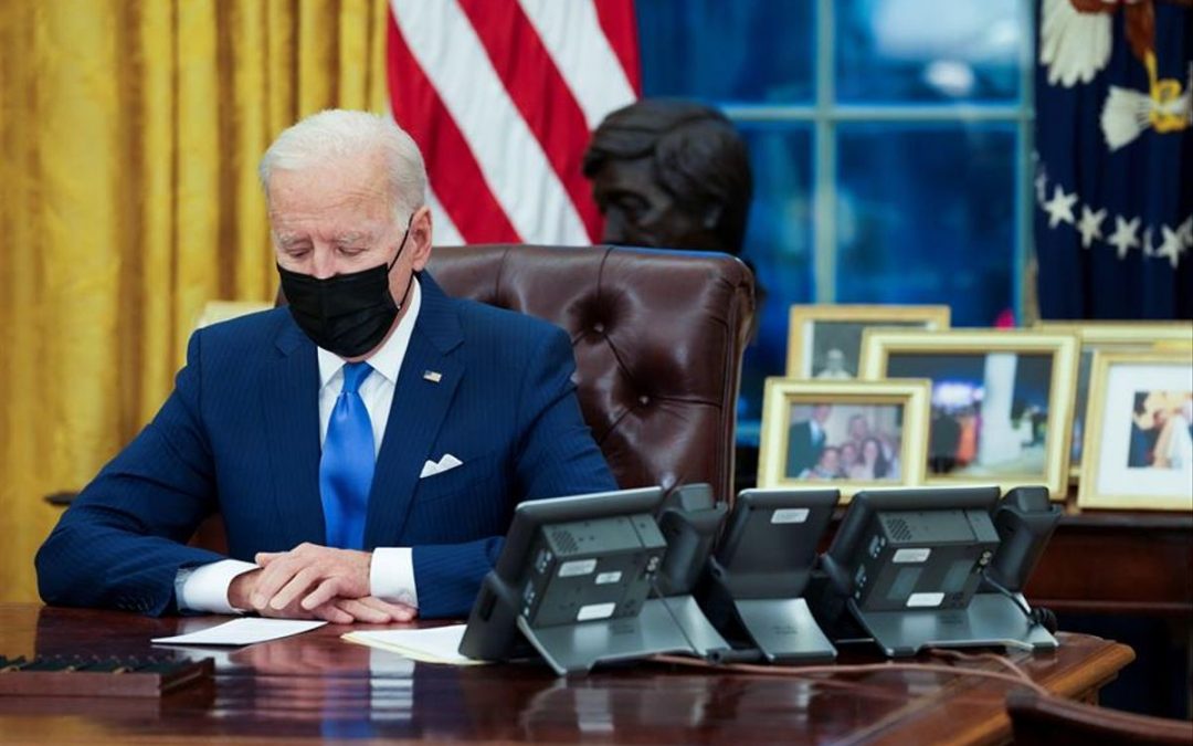 Joe Biden pretende recibir a una cantidad masiva de inmigrantes en Texas