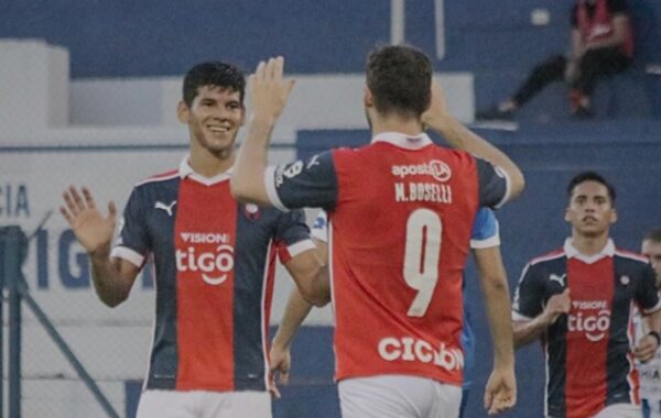 Cerro Porteño venció 2-0 al 12 de Octubre