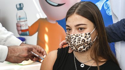 EEUU: comienzan a inmunizar a adolescentes contra el Covid-19