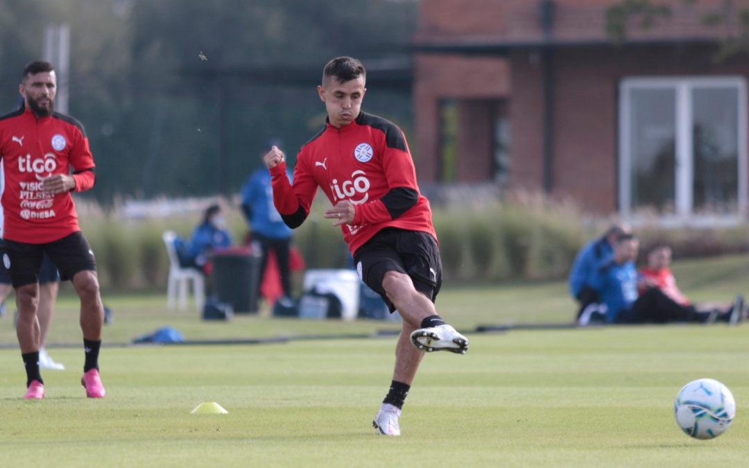 Lista parcial de convocados locales fue dada a conocer por Berizzo