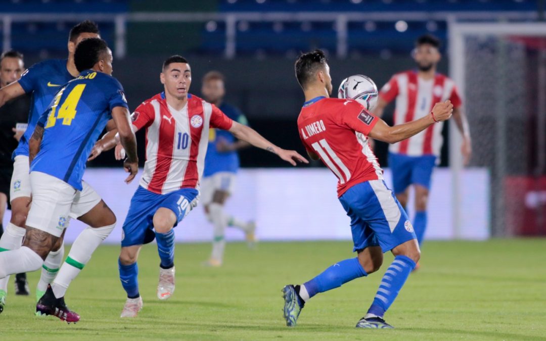 La Albirroja decepciona y cae ante Brasil en el Defensores