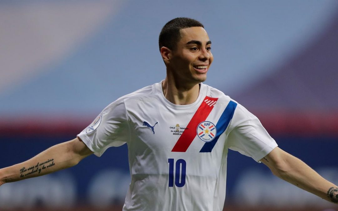 ¡Merecido triunfo!: la Albirroja ganó y aseguró su pase a cuartos