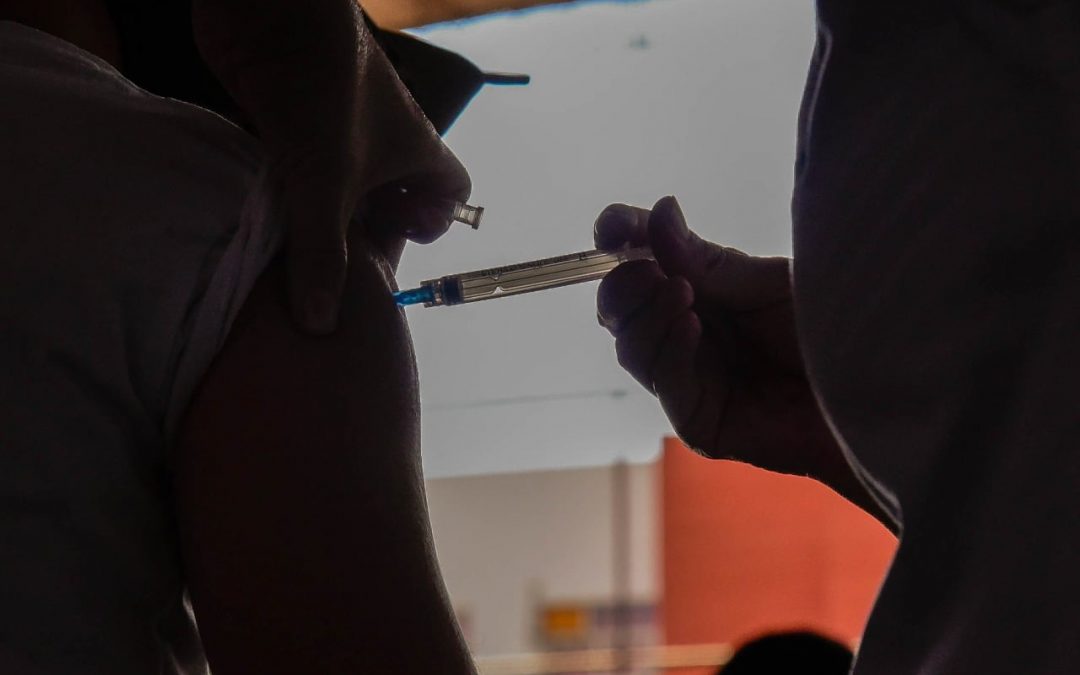 Vacunación: habilitado el registro para población de entre 12 a 17 años