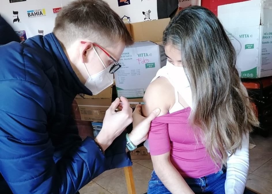 Más de 500 estudiantes de Salud de la UNA accedieron a dosis anticovid