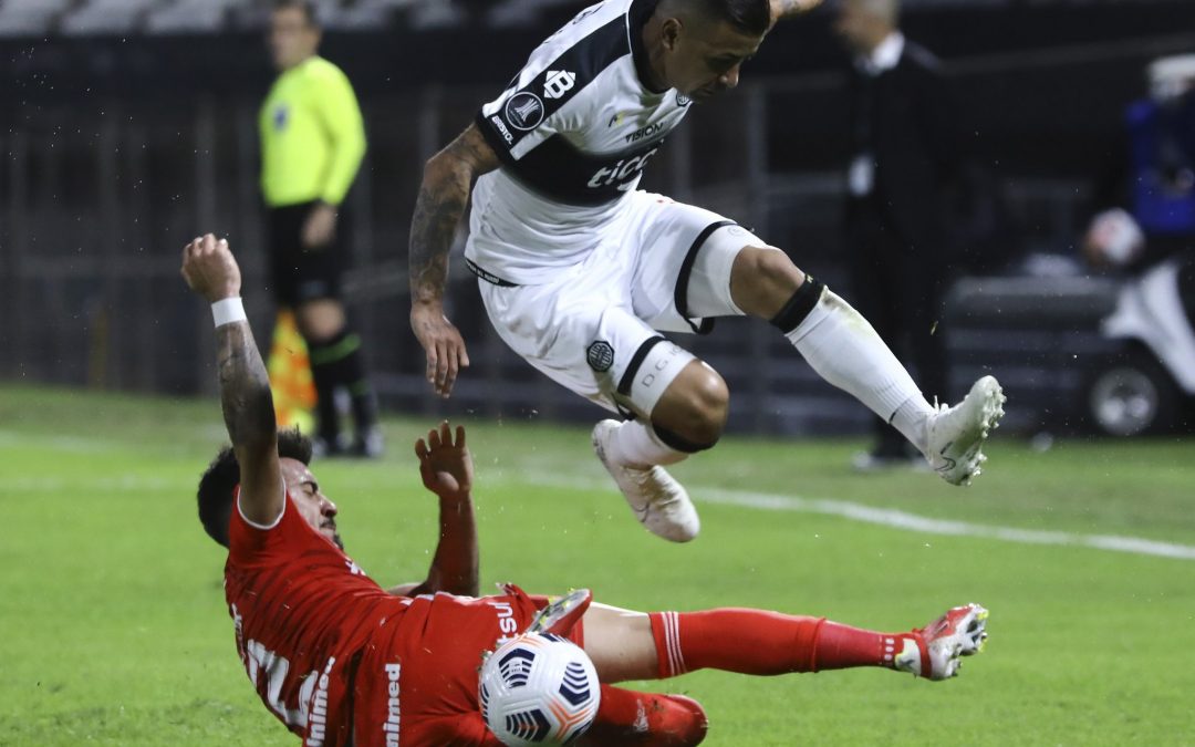 Libertadores: el Decano tendrá su revancha ante el Inter y buscará su pase a Cuartos