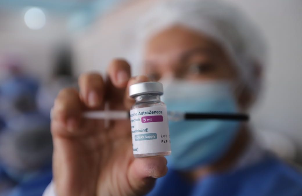 Segundas dosis de AstraZeneca no serán aplicadas este fin de semana