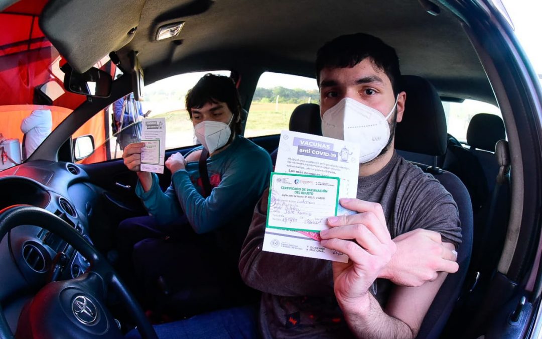 Jóvenes con 18 y 19 años serán vacunados contra el Covid-19 hasta hoy