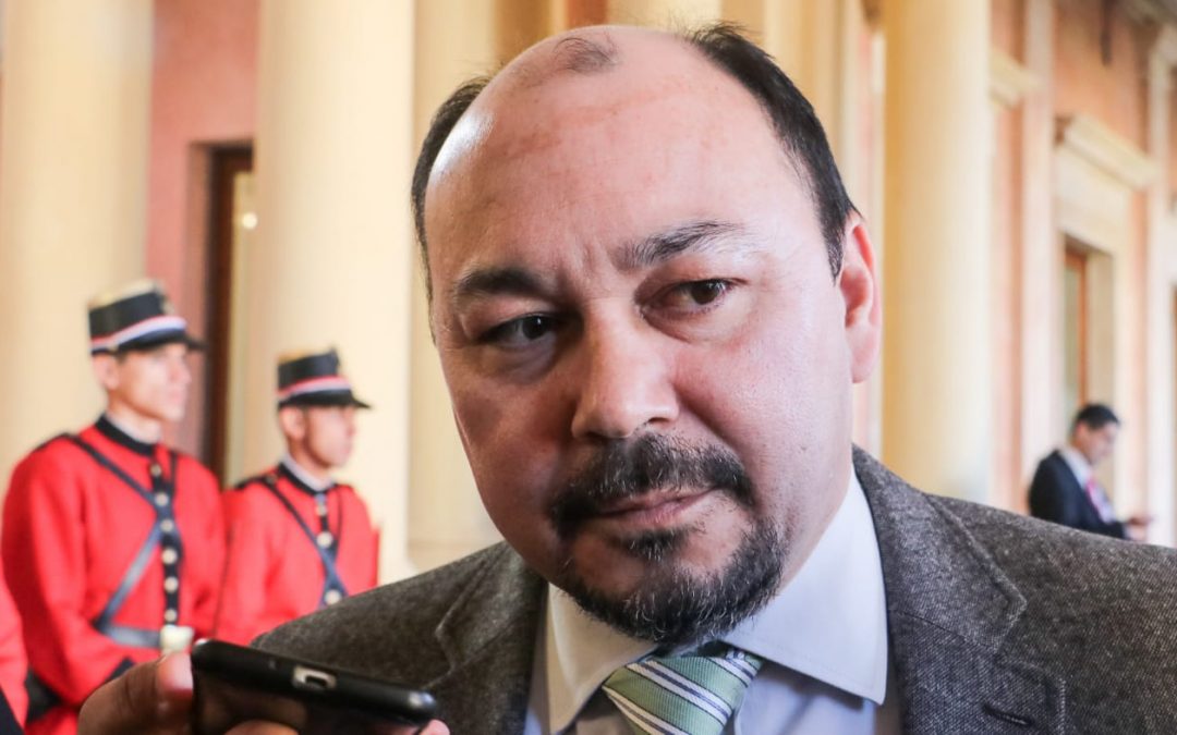 Aprueban interpelar a Julio Fernández, director de Aduanas