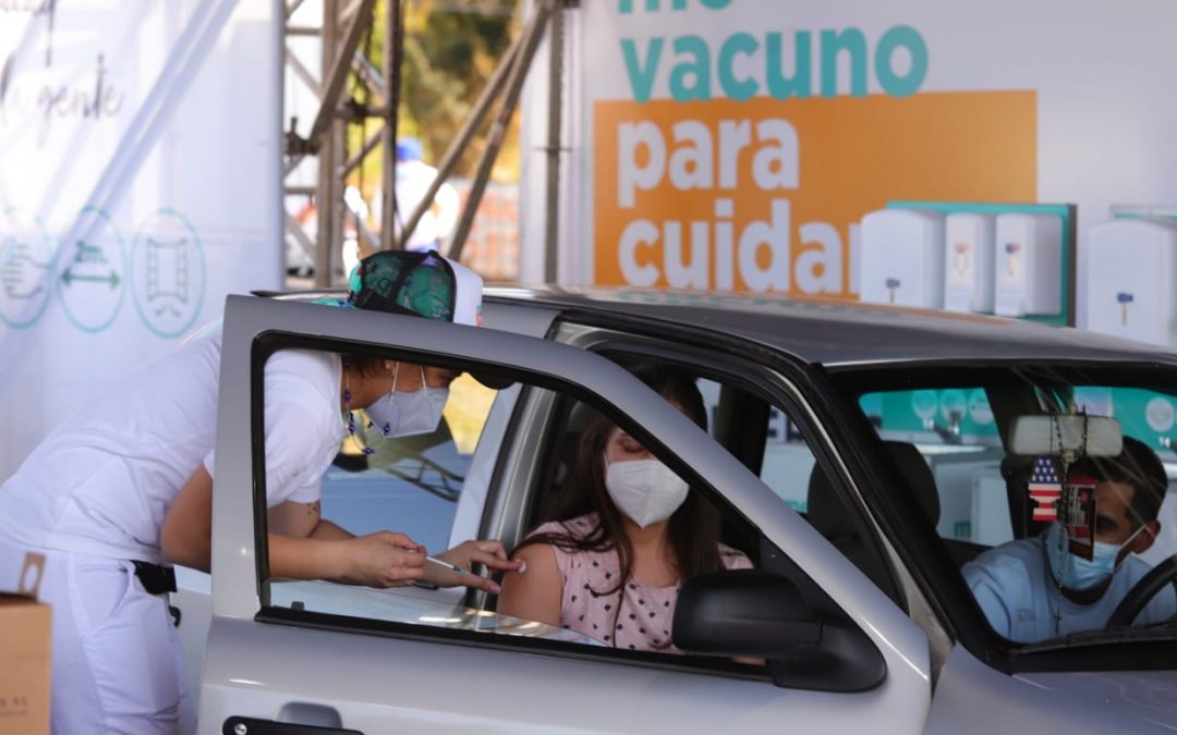 Este lunes se reinicia la vacunación a personas de 18 años en adelante