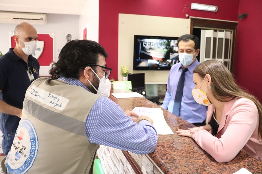 Monitorean cumplimiento de medidas sanitarias en sector turístico