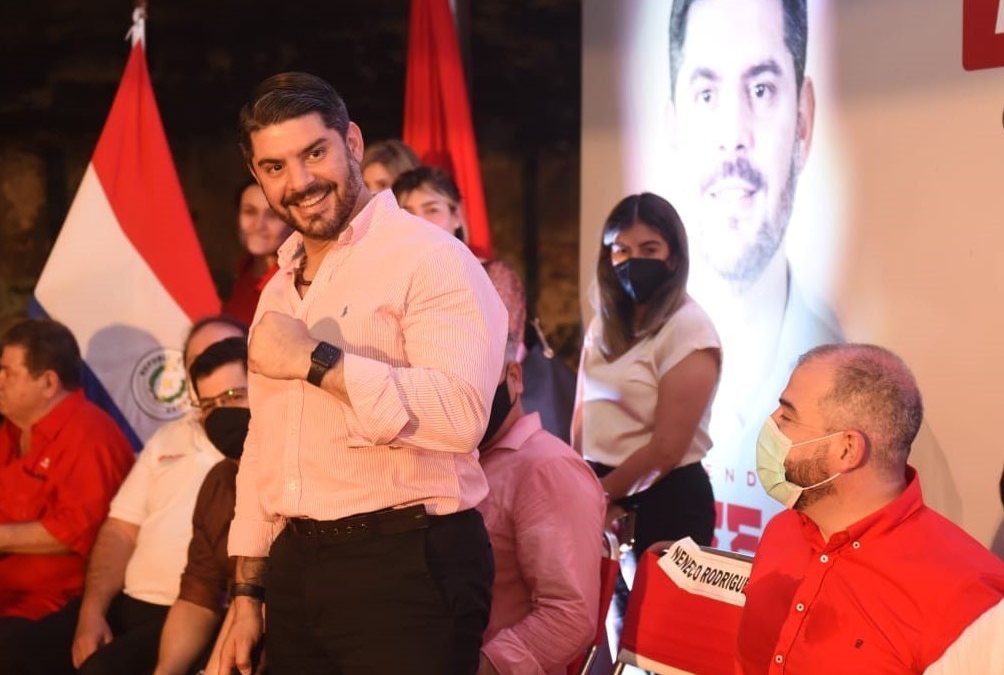 “Nenecho”: “Me comprometo a demostrar que amo Asunción”