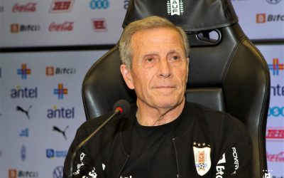 Uruguay despidió a Tabárez tras 15 años como DT de la selección
