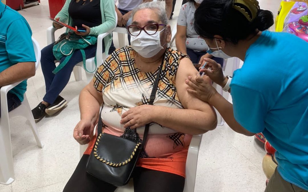 Vacunación: Salud amplía plazo para tercera dosis