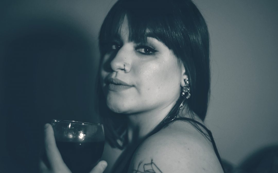 La artista Raven presenta su EP “Reborn” esta noche